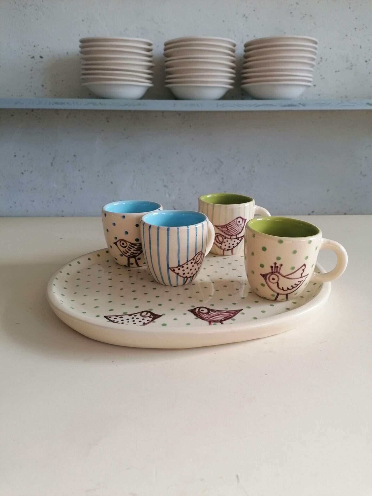 SET 4 TAZZINE DA CAFFÈ CON VASSOIO 26cm - immagine 2